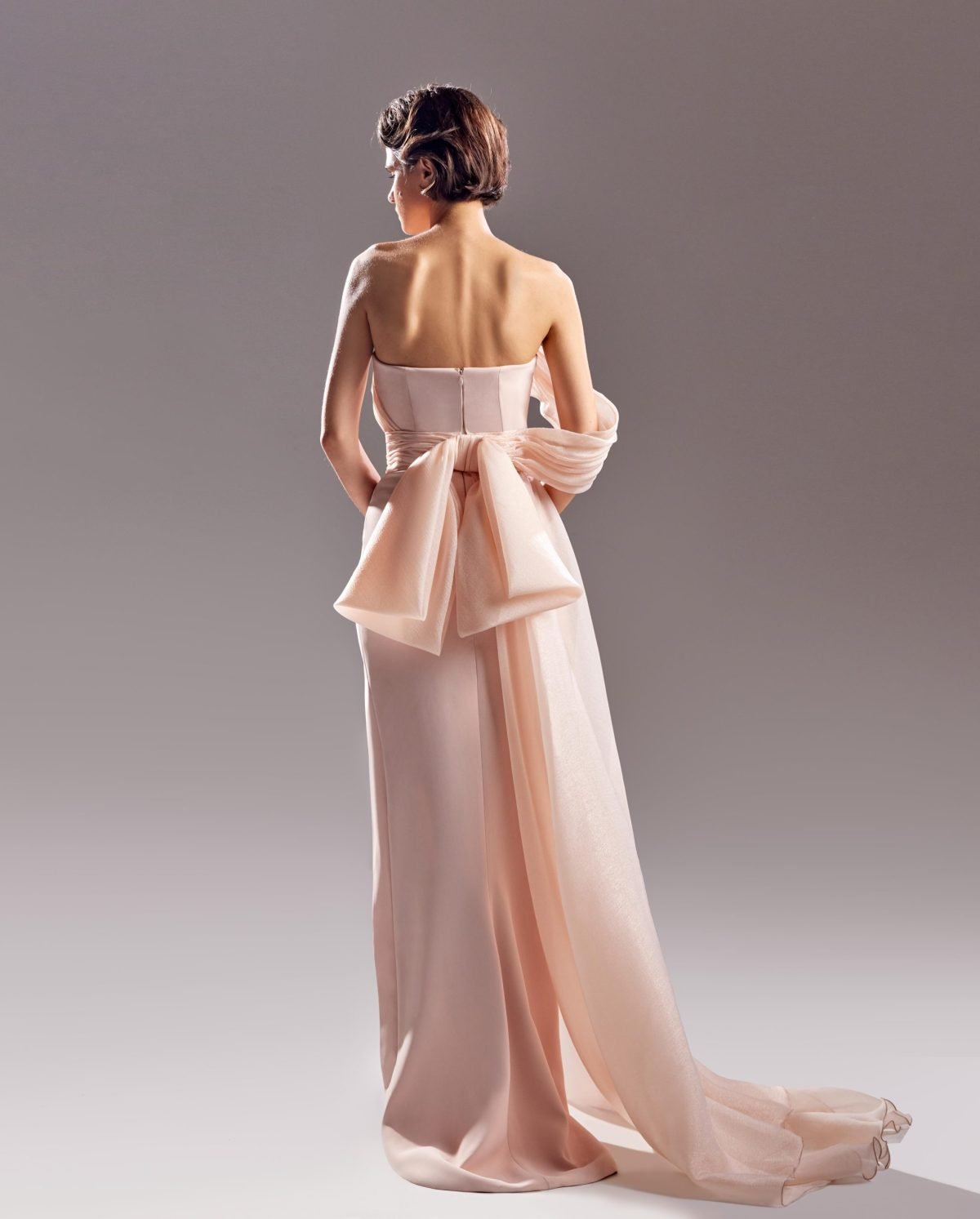 Shimmery Back Bow Tie Peach Long Dress: An Epitome of Elegance
