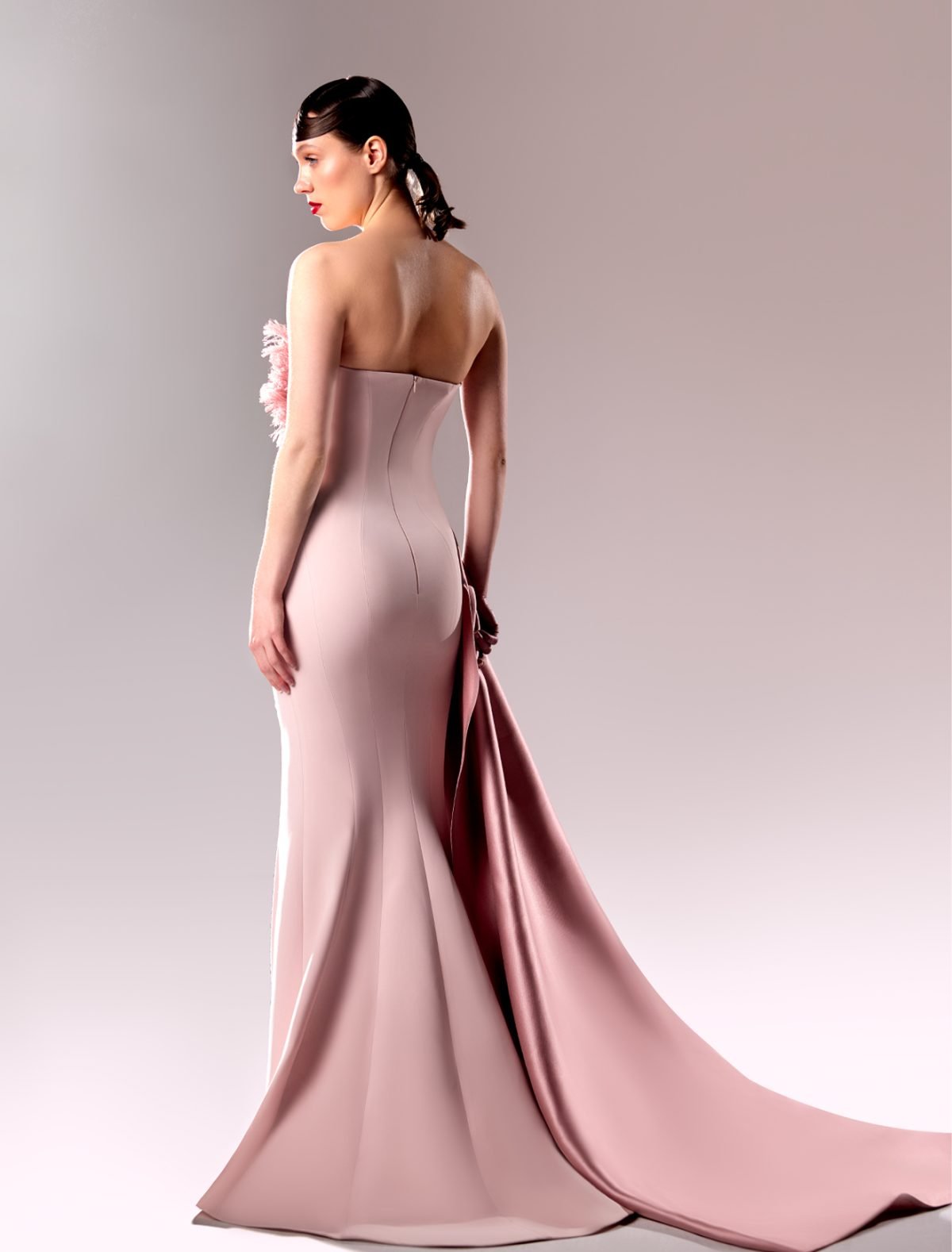 Mermaid Pink Dress with Flowing Piqué Draping