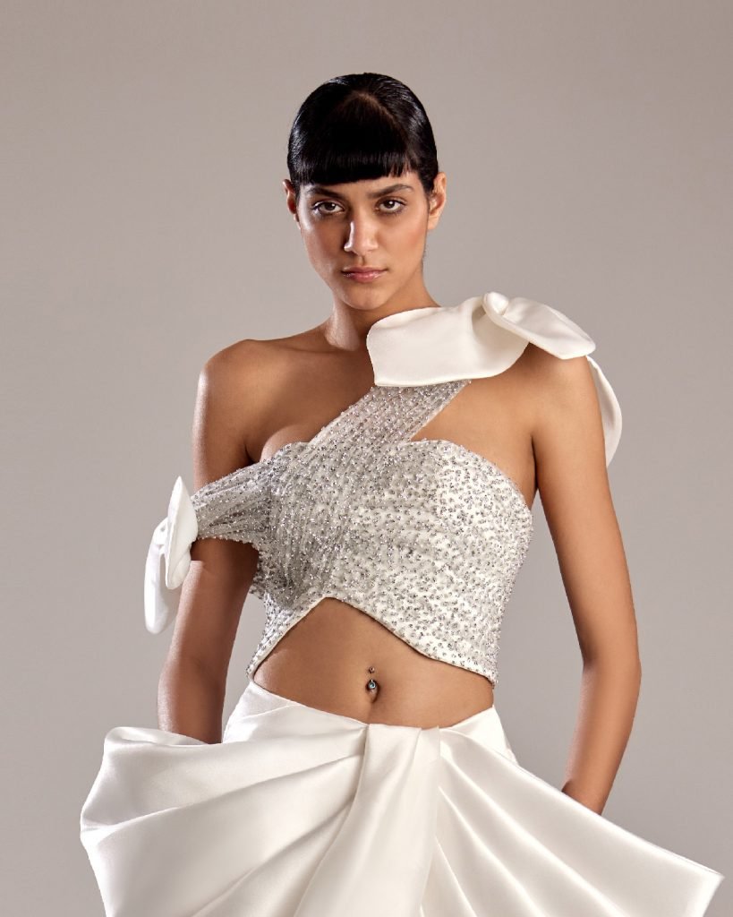 Stunning Crystallized Tulle and White Taffeta Top for Elegant Sophistication 