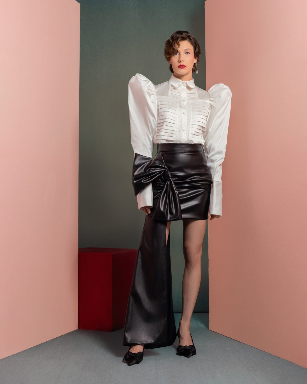 Puff-Shoulders Taffeta Blouse with Pleated Front