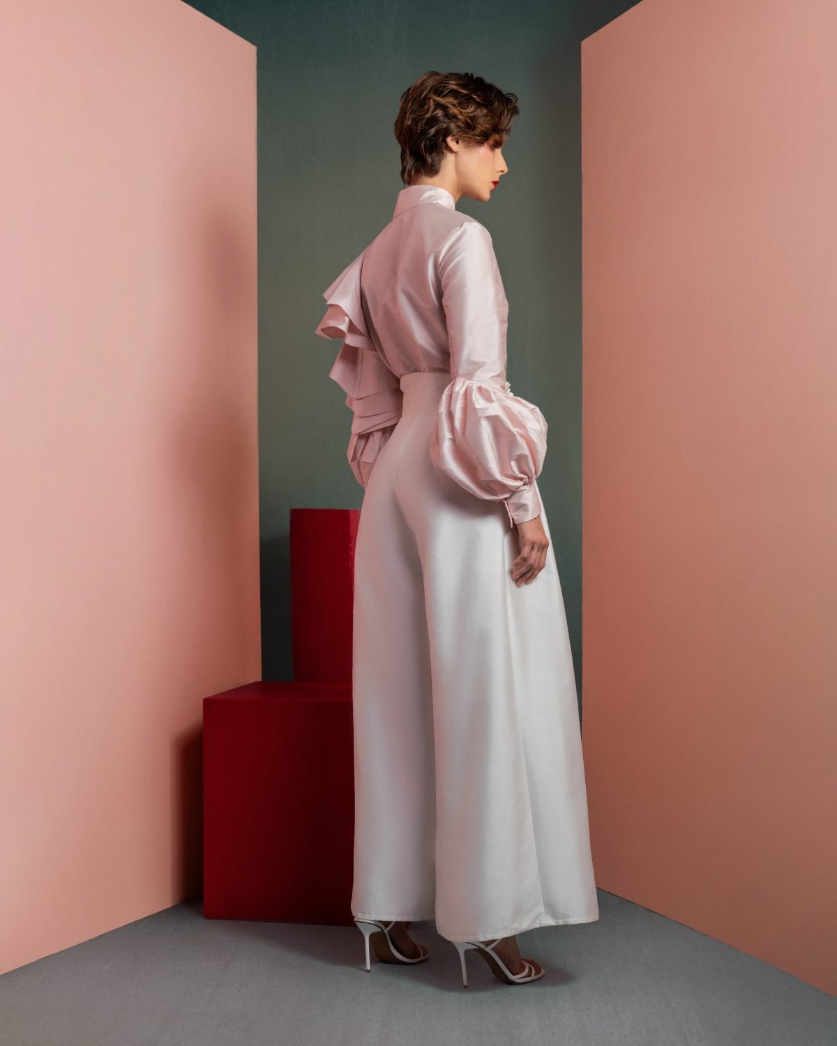 Ruffled Sleeves Taffeta Blouse in Soft Pink