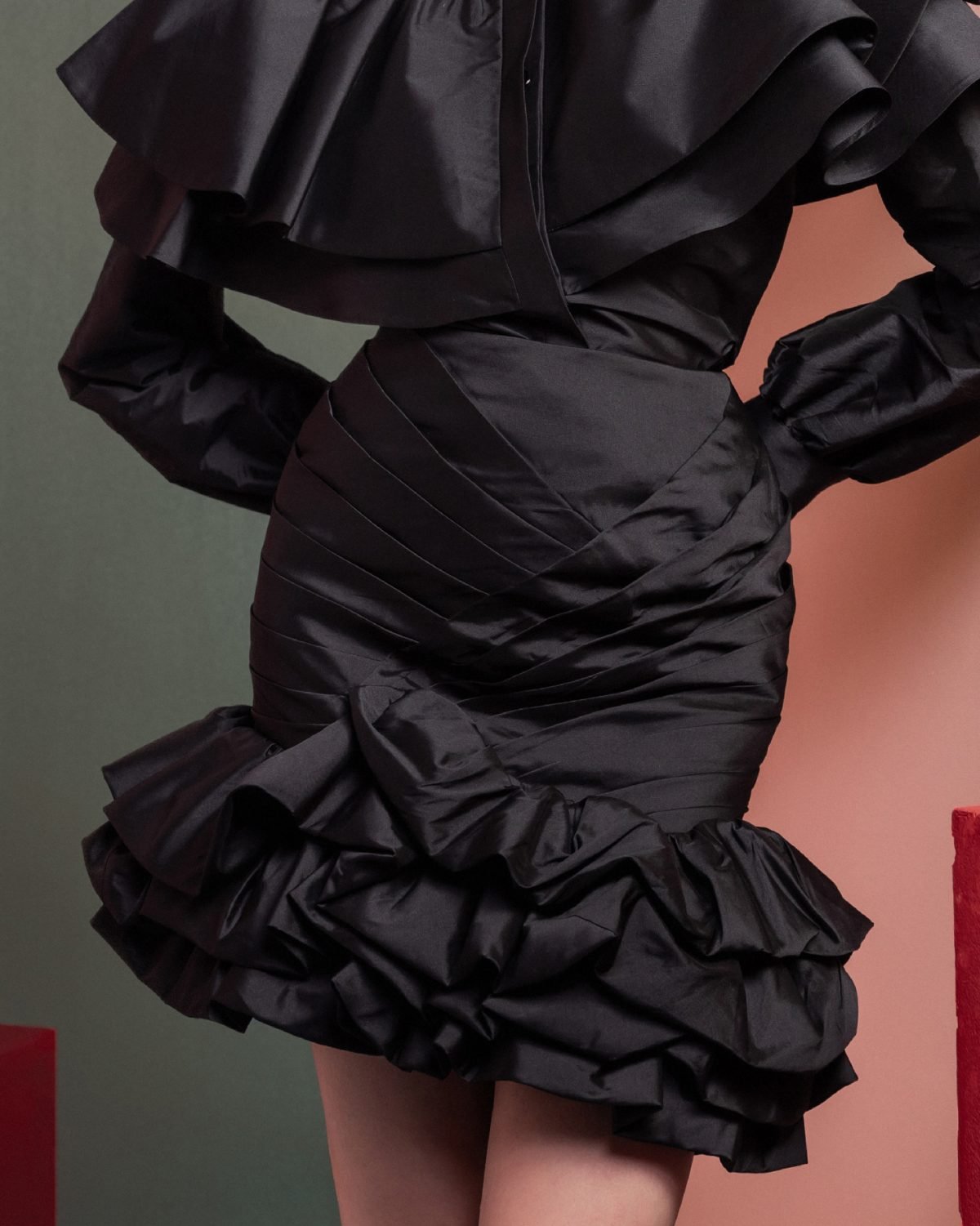 Elegant Ruffled Skirt with Ruched Detailing