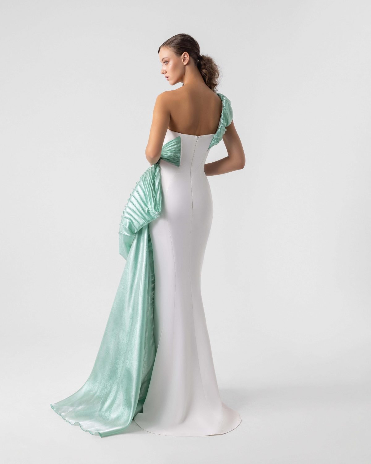 Exquisite Flared Off-White Dress with Mint Shimmering Drapery