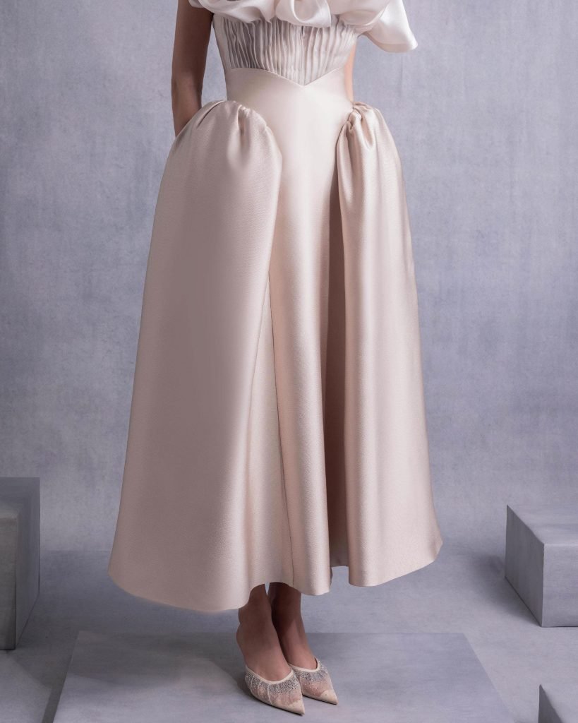 Voluminous High-Waist Piqué Midi Skirt 