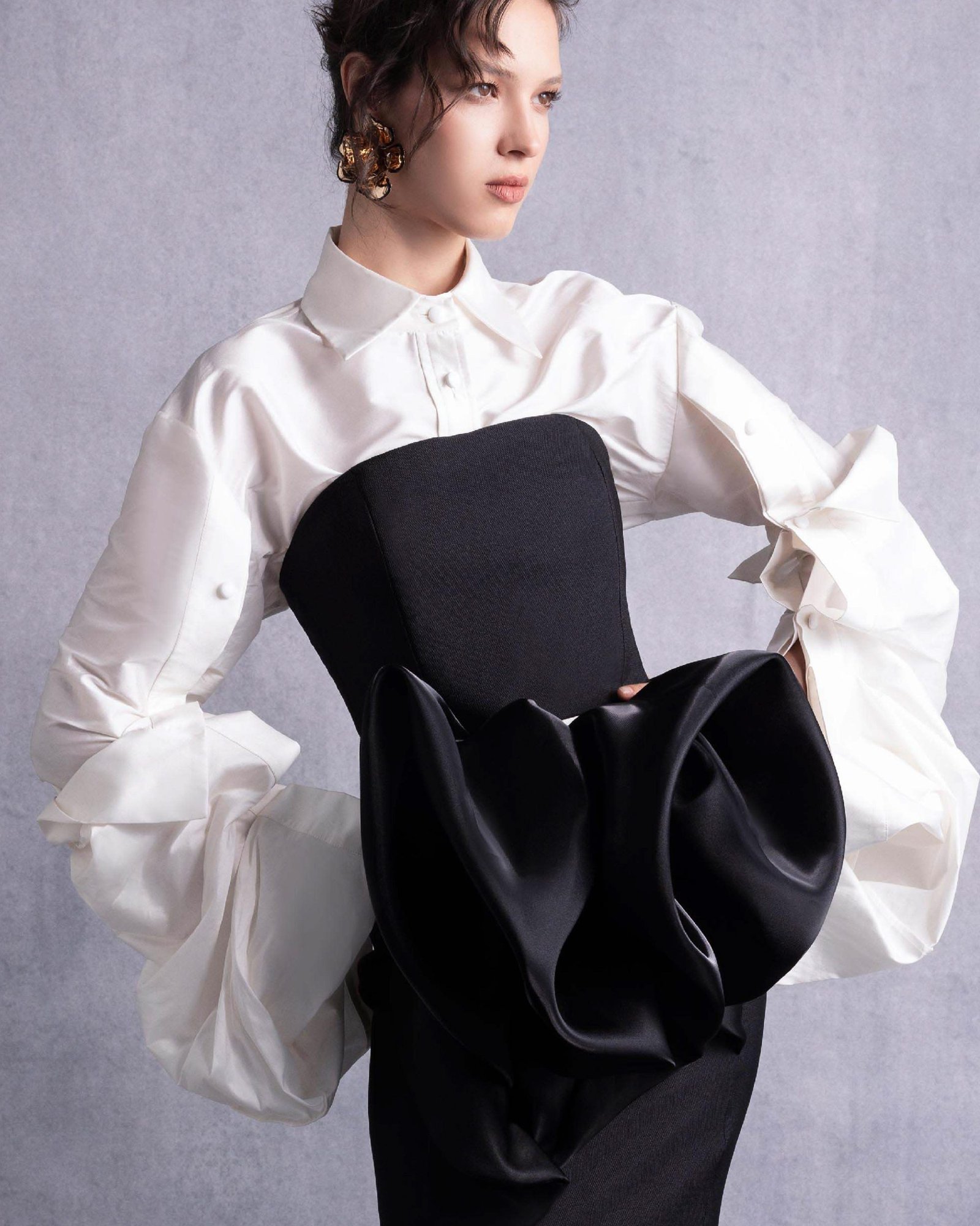 Exaggerated Sleeves Off-White Taffeta Blouse