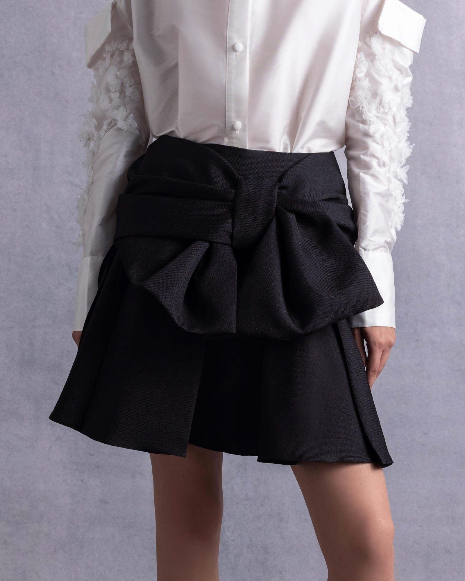 Elegant Bow Design Black Piqué Skirt