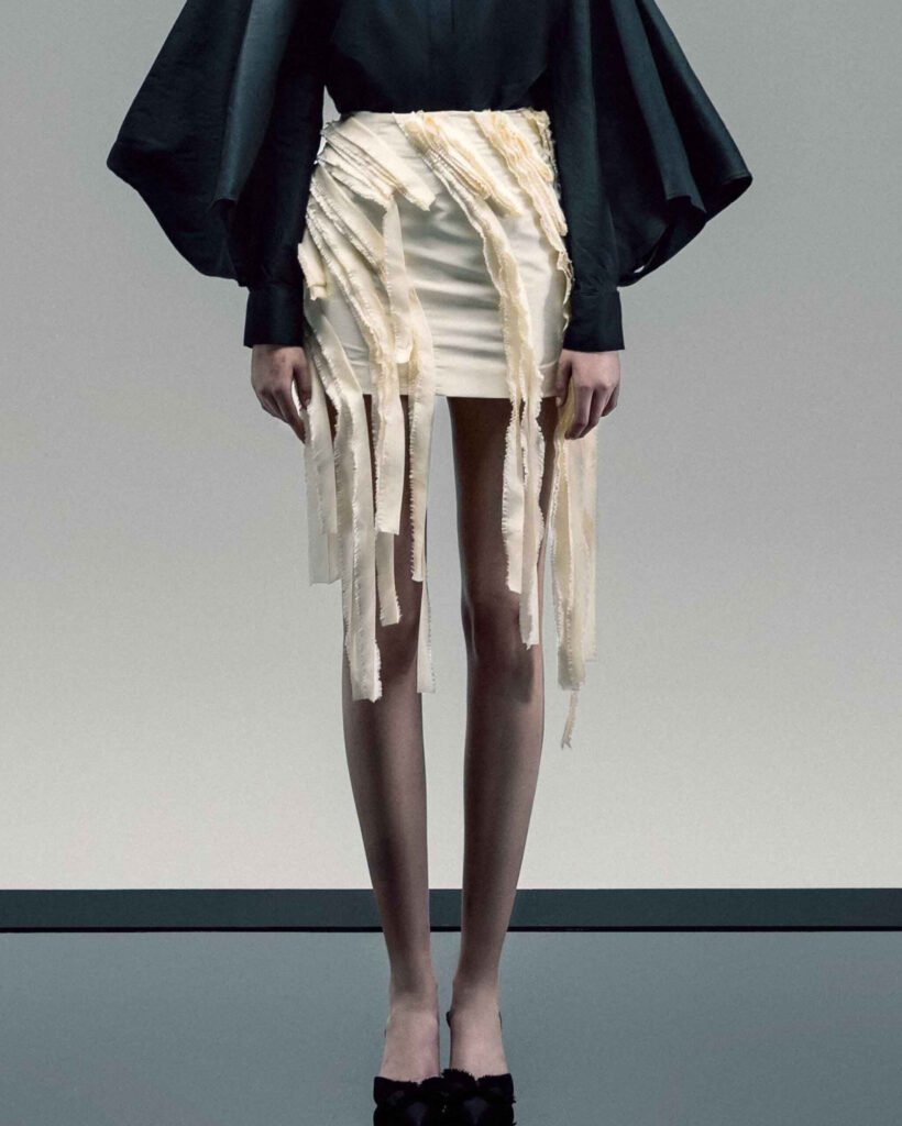 Dropping Frilled Ribbons Cream Taffeta Mini Skirt 