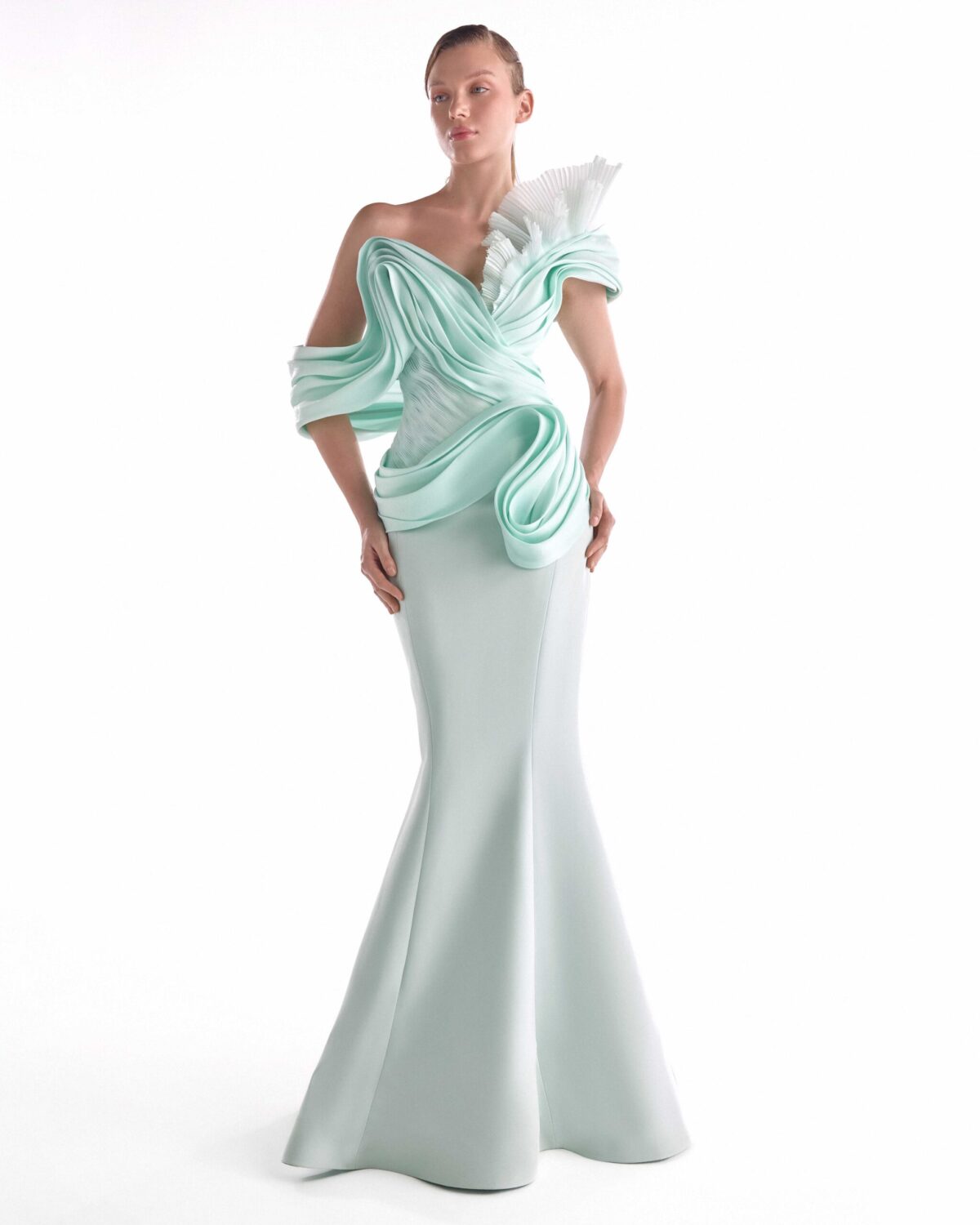 استيراد العنصر النائب لـ 23090