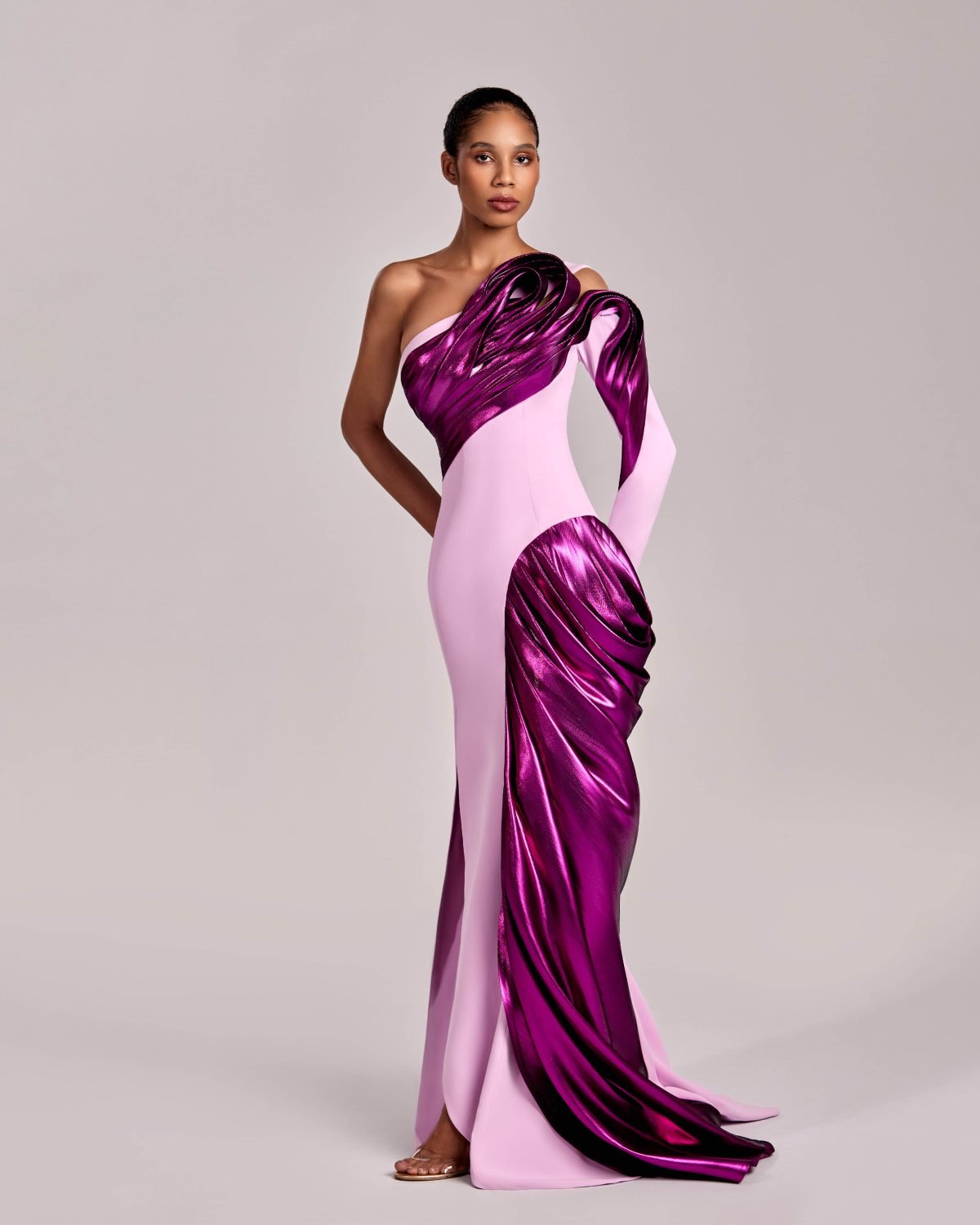 Timeless Mermaid Gown with a Modern Twist