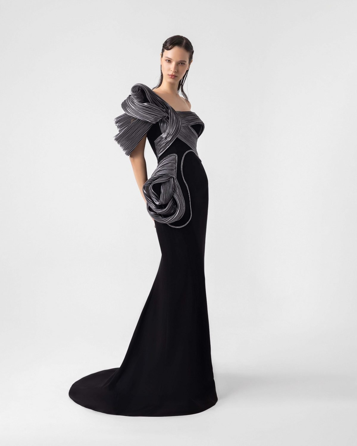 Sculptural Ribbed Silver and Black Mermaid One-Shoulder Dress