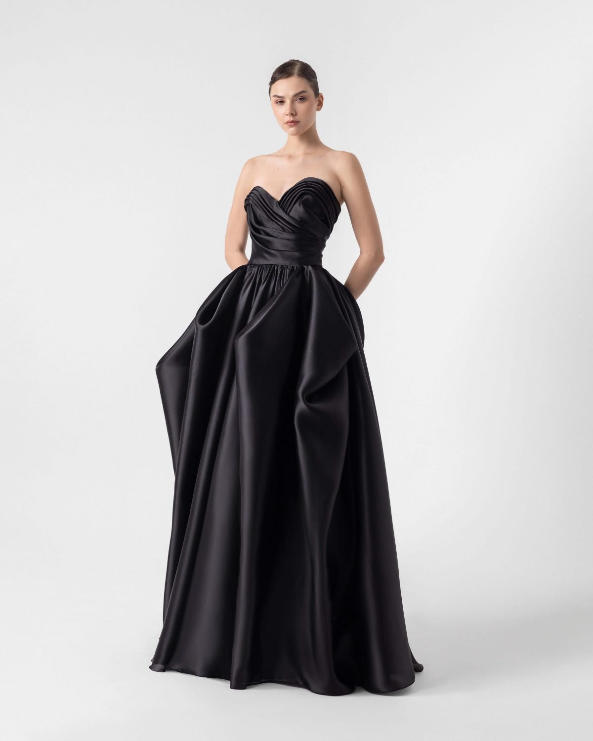 Puffy Black Heart-Shaped Organza  Gown
