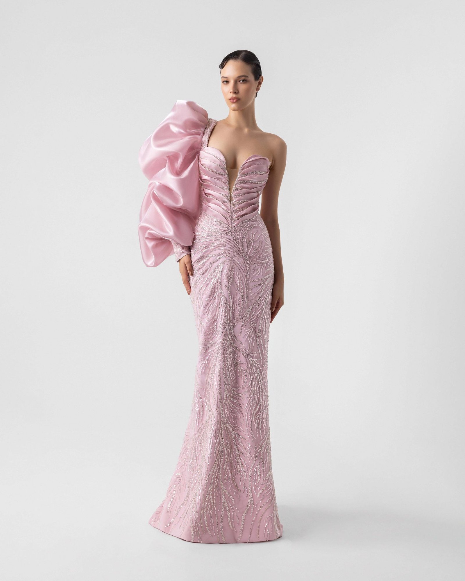 Imposing Sleeve, Plunging V  Blossom Pink Evening Gown