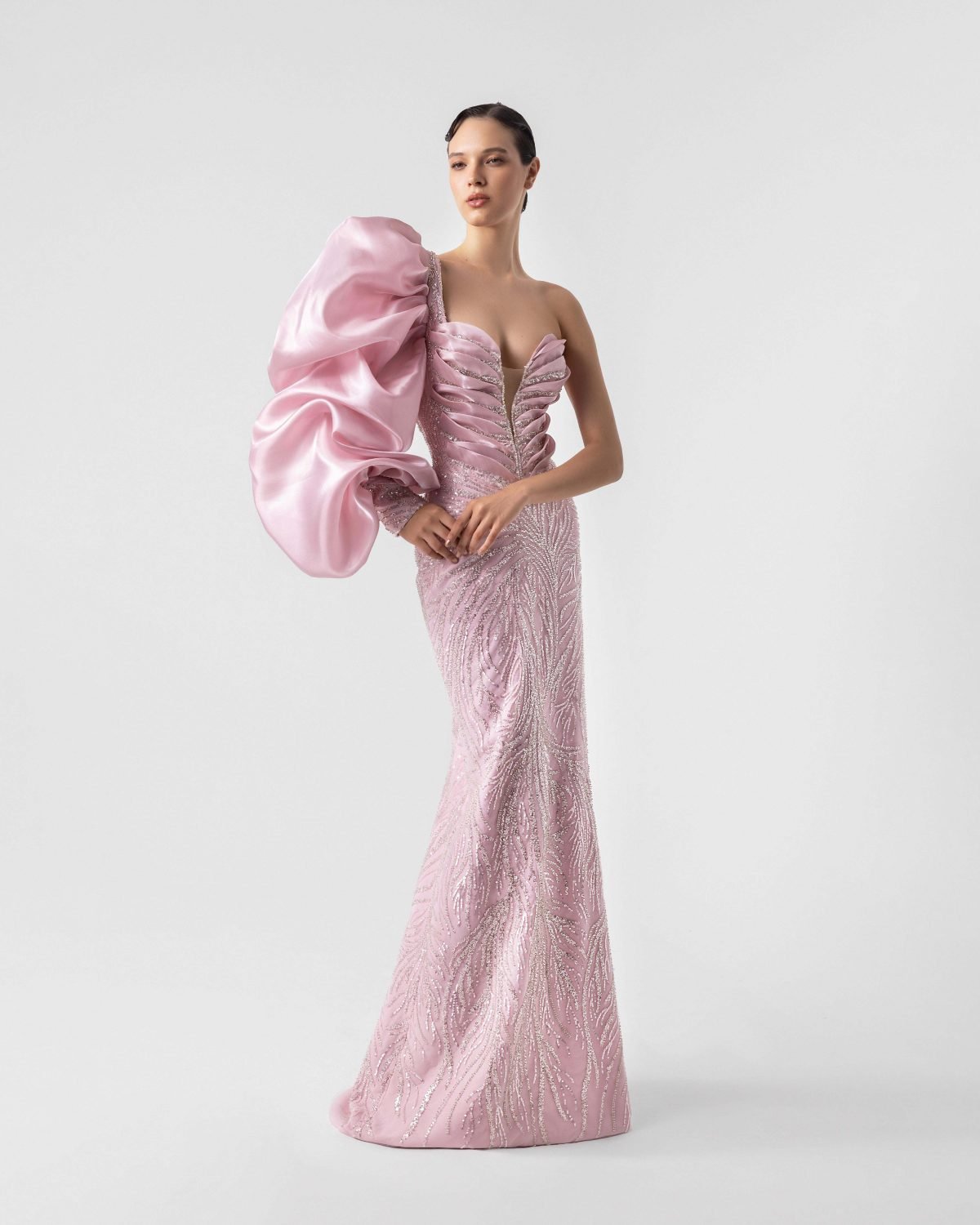 Imposing Sleeve, Plunging V  Blossom Pink Evening Gown