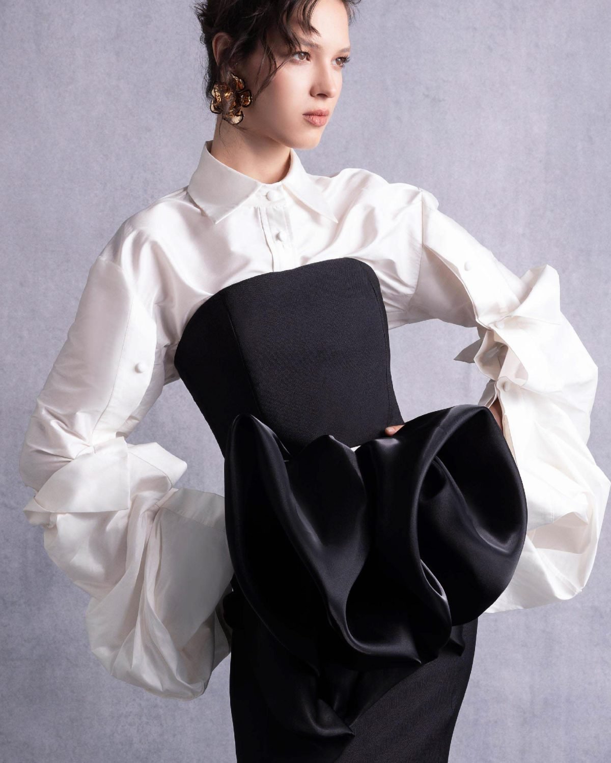 Exaggerated Sleeves Off-White Taffeta Blouse