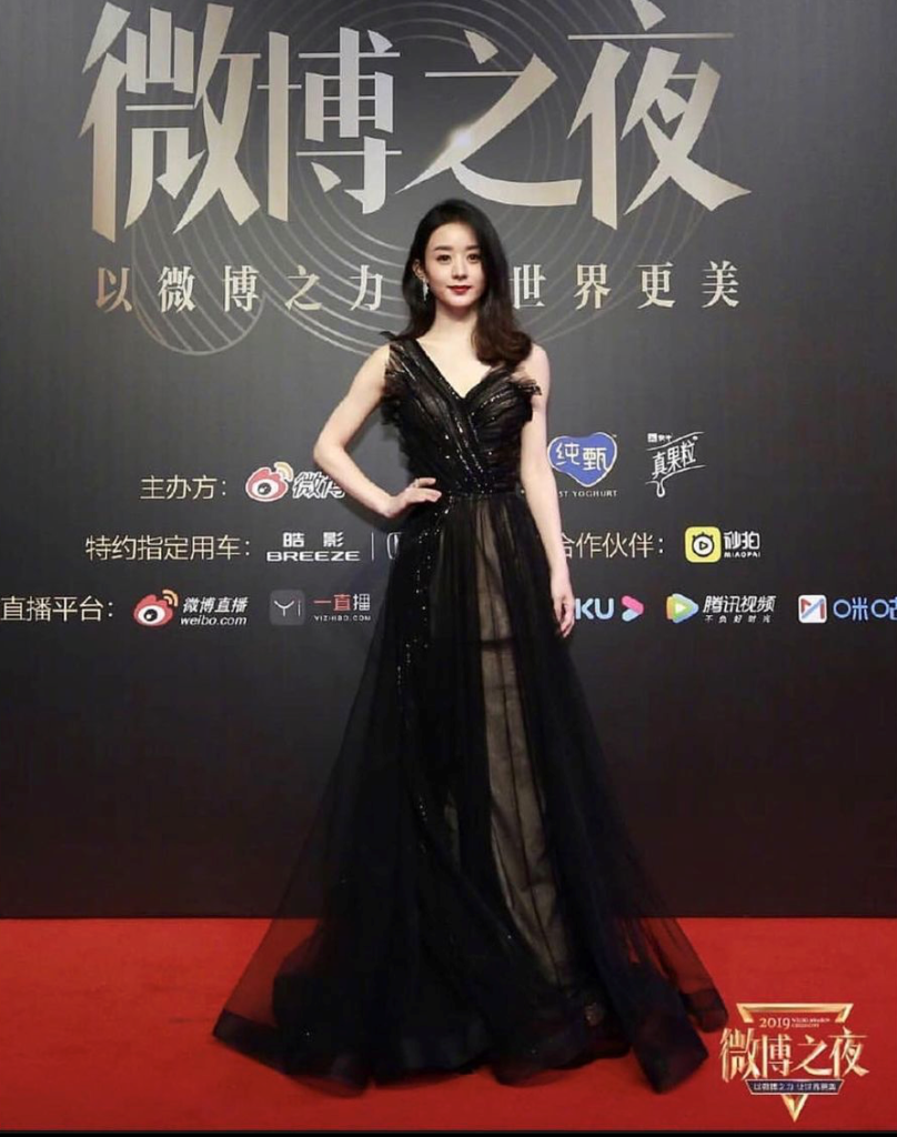 Zhao Ling in our black couture dress, during the Weibo Influencer Awards