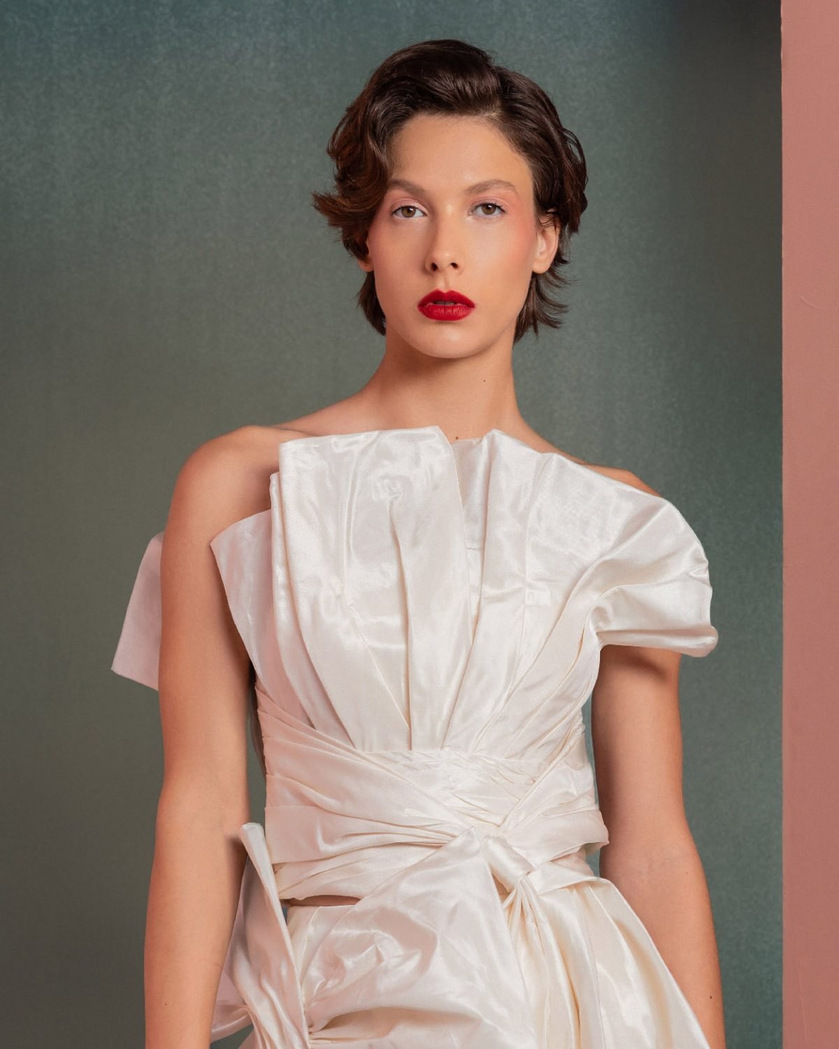 Refined Twist in Pearly Off-White Taffeta Top