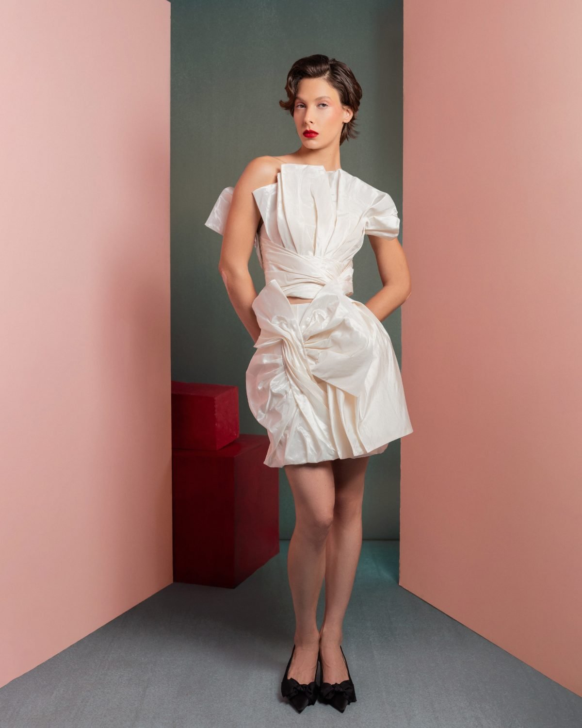 Refined Twist in Pearly Off-White Taffeta Top