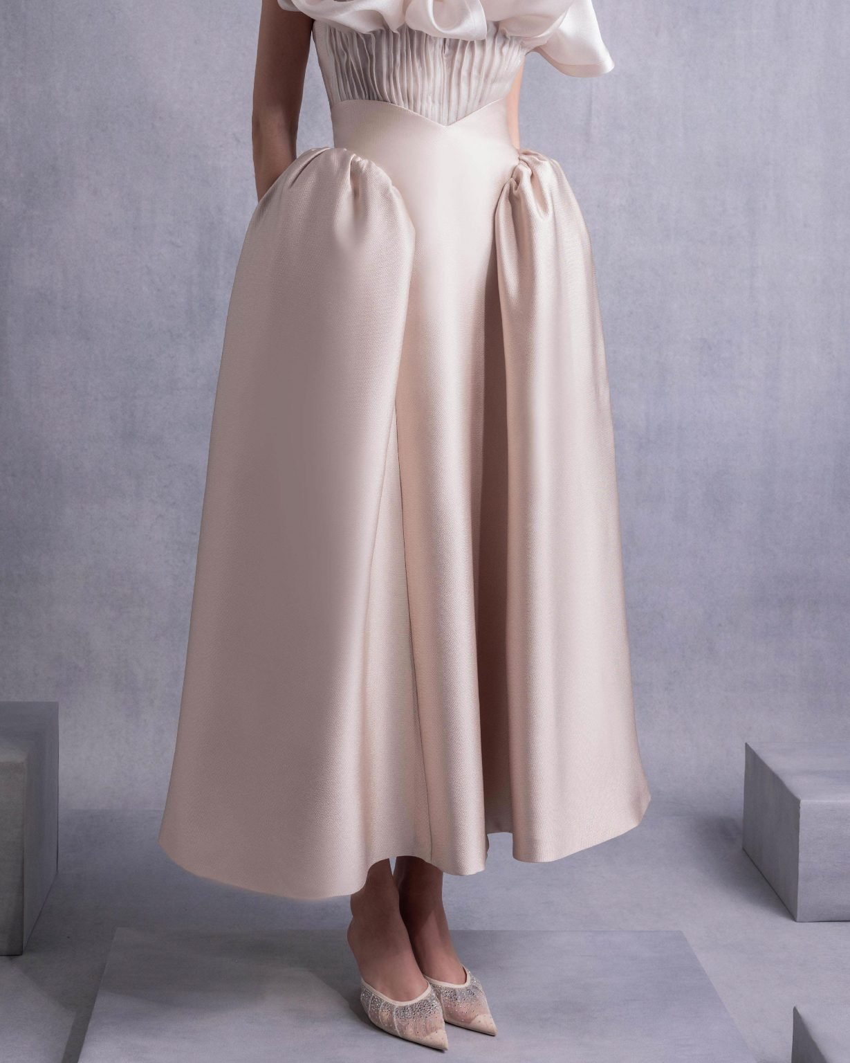 Voluminous High-Waist Piqué Midi Skirt