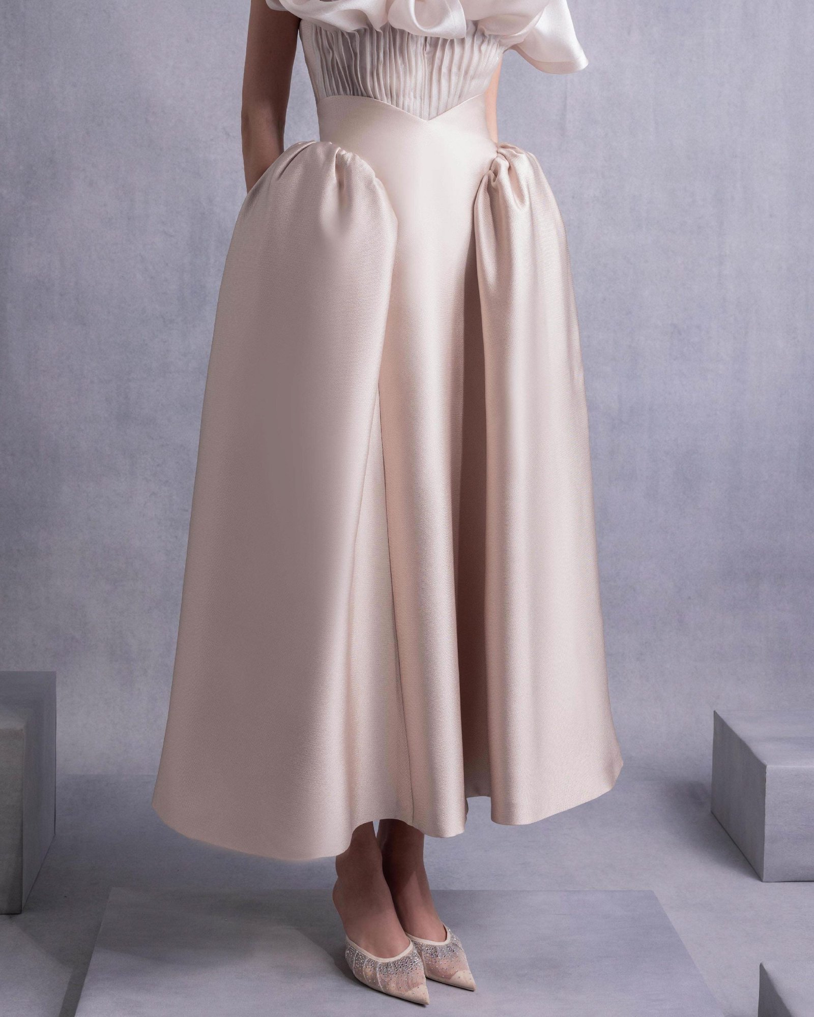 Voluminous High-Waist Piqué Midi Skirt