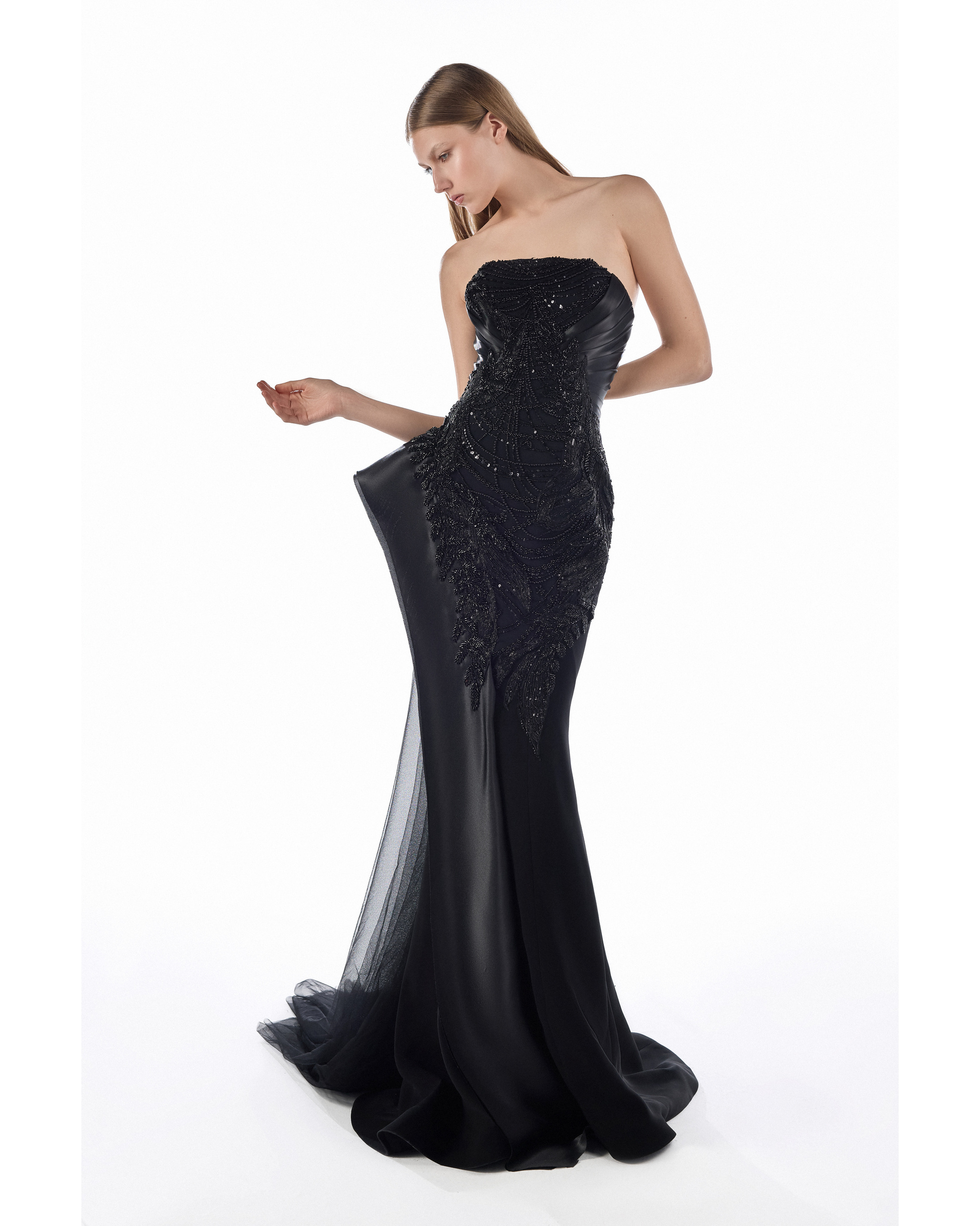Noir Lace Mermaid Gown