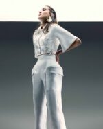 Ivory Embroidered Cropped Jacket with Wide Short  Sleeves - Image 5